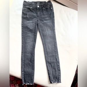 2/$30💥Joe's Jeans Ripped Raw Hem Rocker Skinny Jeans, Faded Charcoal Gray